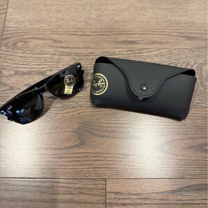 Ray-Ban Classic Black Sunglasses with Case